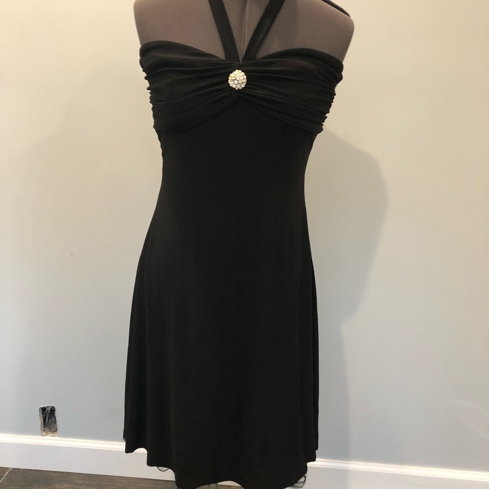 Beautiful sexy dress. Great for any occasion.